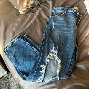 Distressed boyfriend jeans